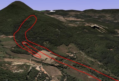 The same area Vimignano of Figure 1 as it appeared in 2003 ( landslide perimeter in red)