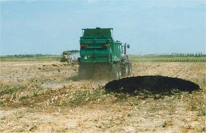 Contaminazione: Le diverse pratiche agricole ed industriali rischiano di contaminare il suolo 