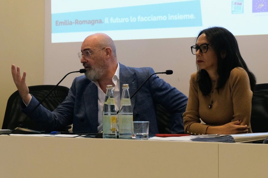 Verso il PAIR 2030: evento del 17 ottobre 2022 al MamBo a Bologna. Stefano Bonaccini, Presidente della Regione, e Irene Priolo, assessore regionale Ambiente