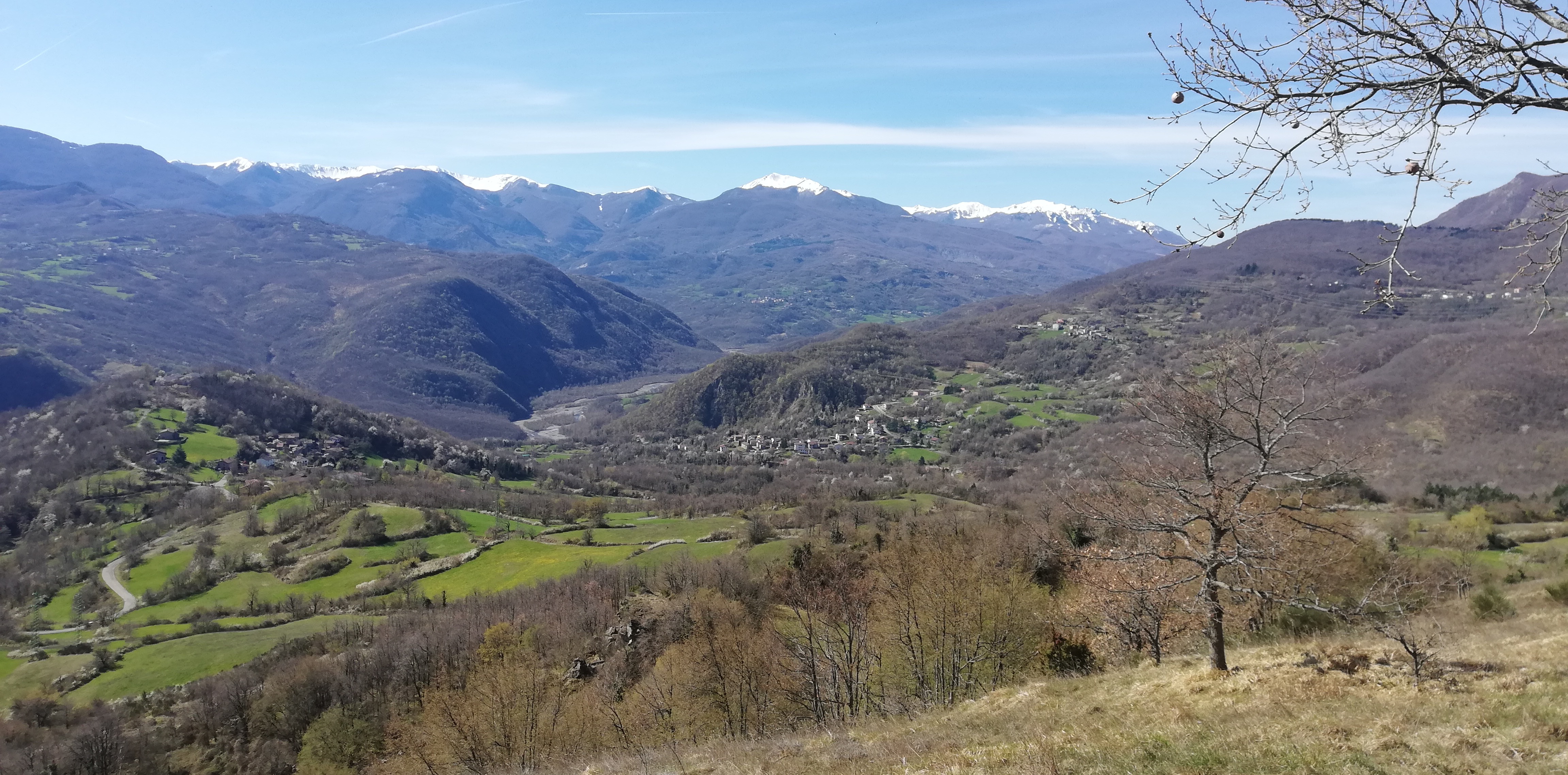 Appennino reggiano. Cusna e Valle dei gessi