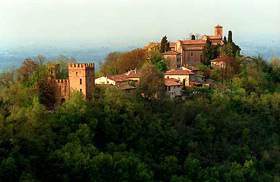 borgo di Monteveglio alto: panorama – Archivio Parco