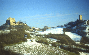 Rossena. Foto Giuliano Cervi, archivio Servizio Parchi e Risorse Forestali della Regione Emilia-Romagna